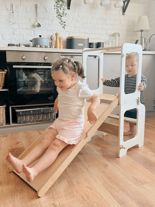4-in-1 Creatieve Toren met Schoolbord / Glijbaan
