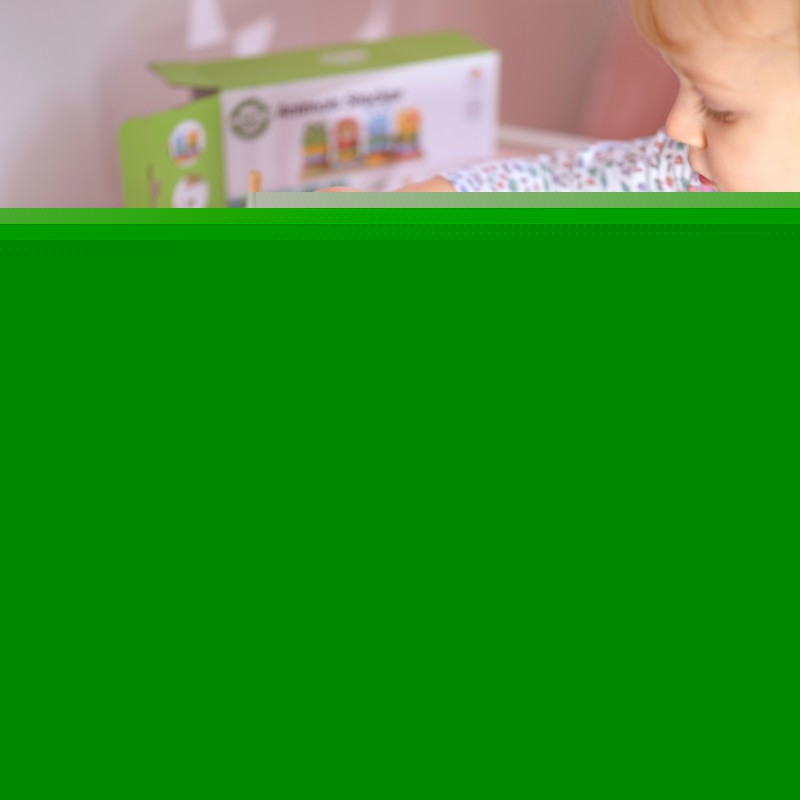 Montessori Puzzle Pyramid With Animals